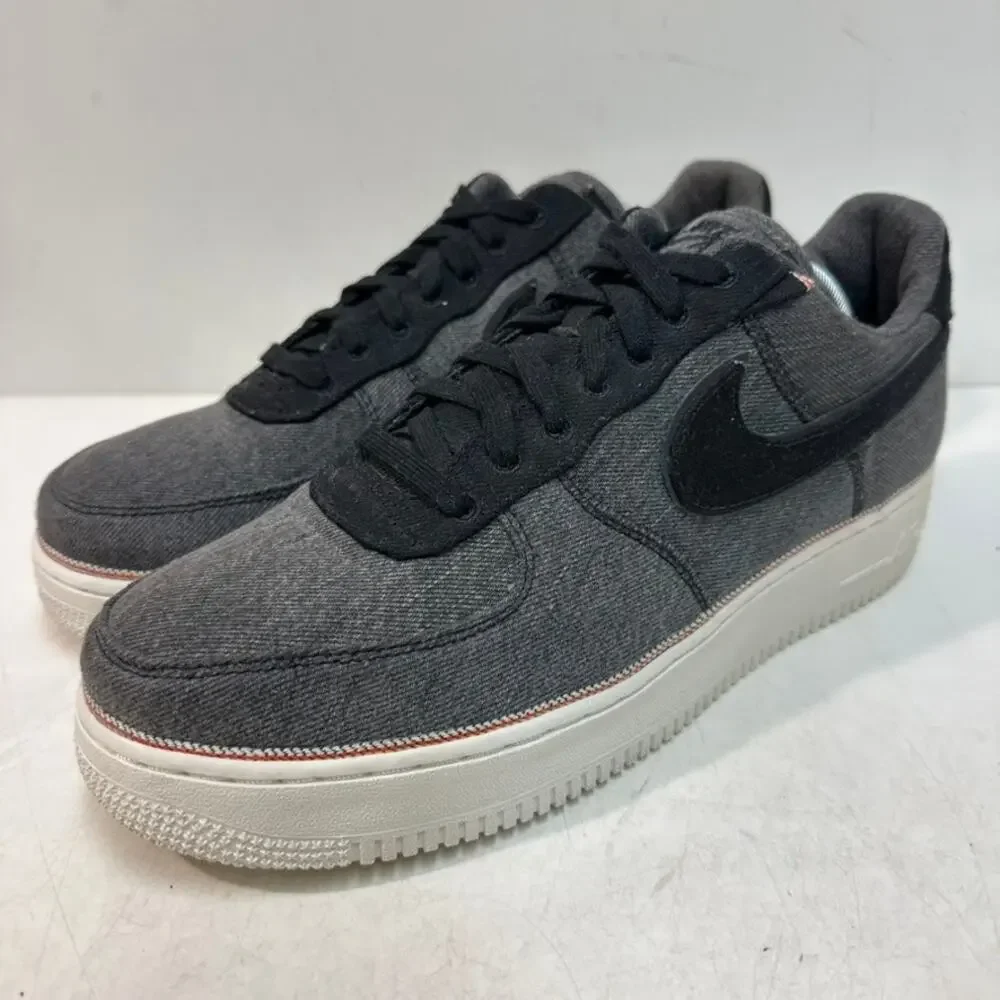 EUC Nike 3x1 x Air Force 1 